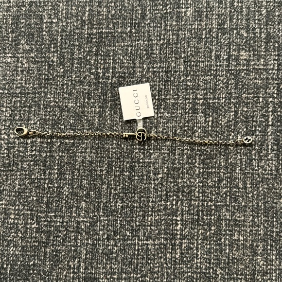 Gucci DOUBLE G KEY BRACELET - Never Worn - Authenticity Tag Included - Picture 1 of 3